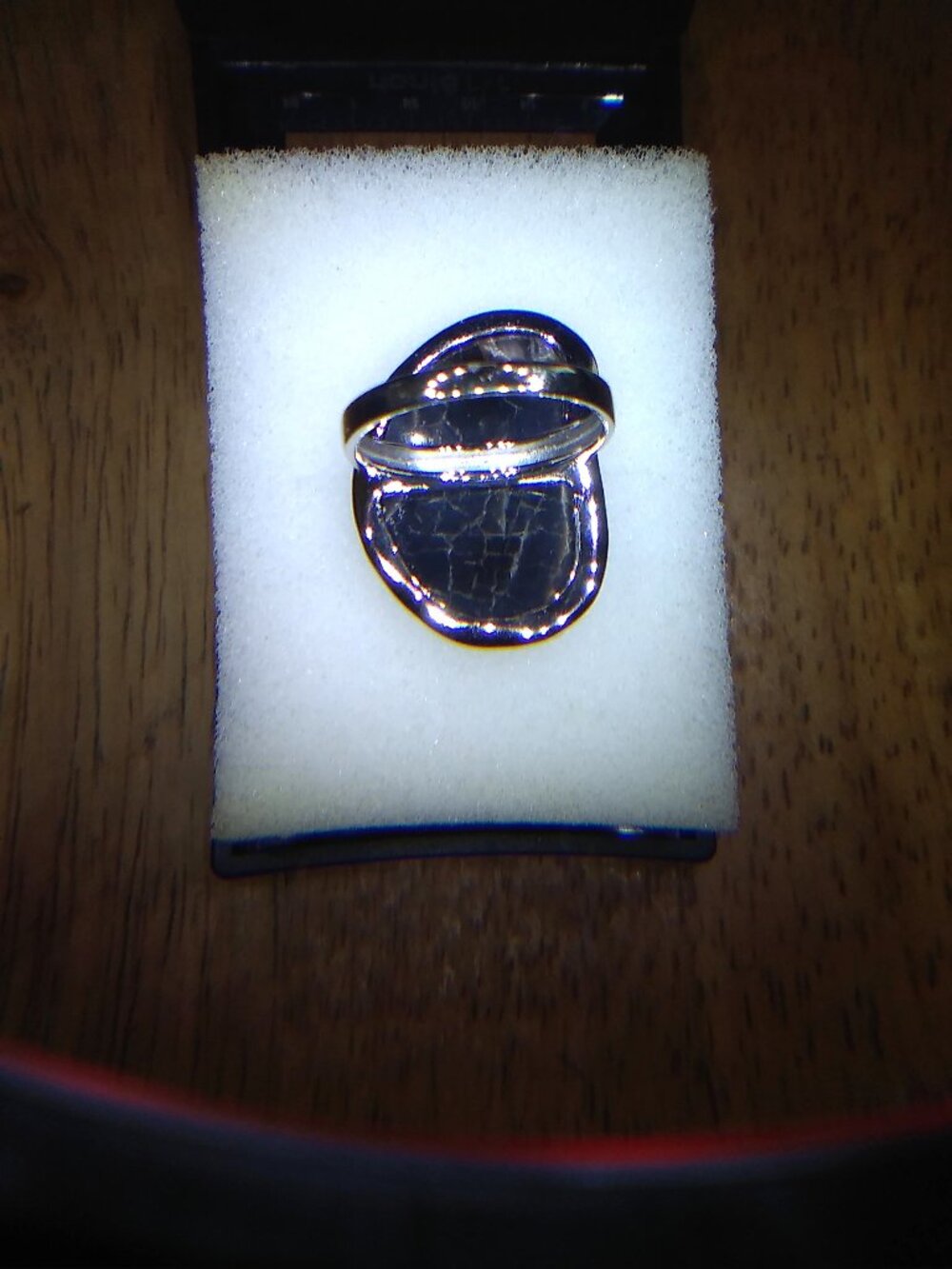 Statement Black Mother of Pearl Ring - Picture 4 of 5